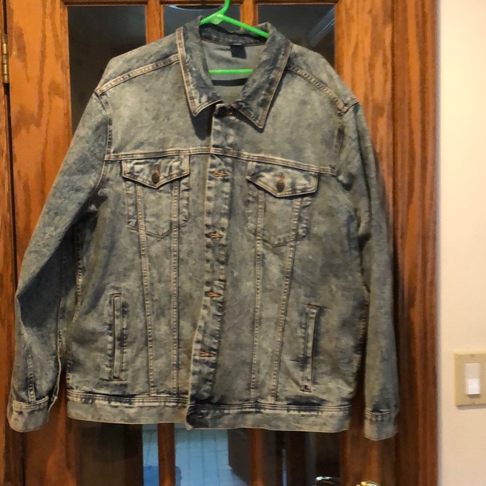 Men’s jean jacket